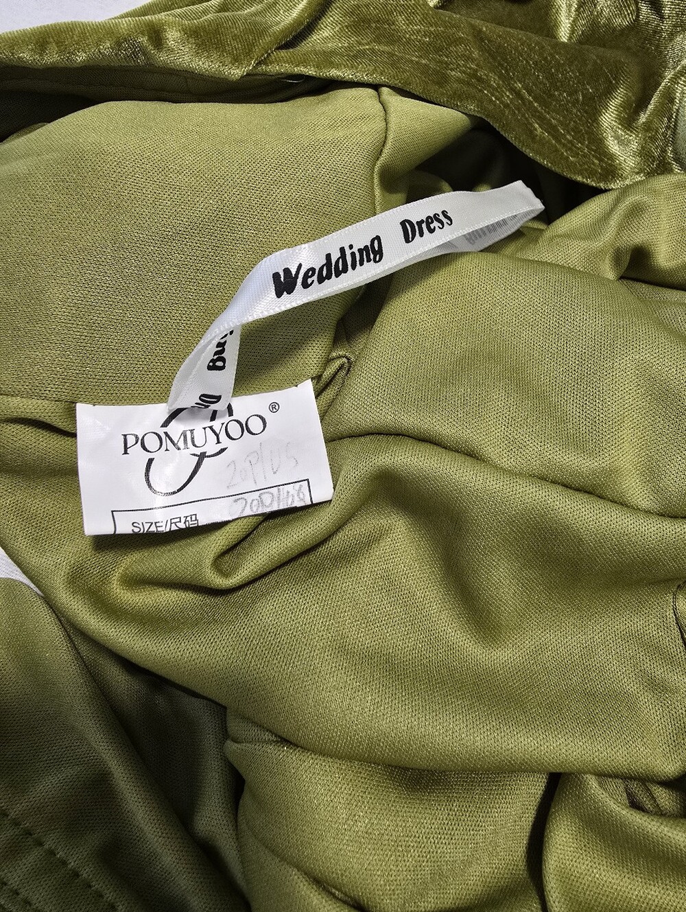 Pomuyoo Olive Green One Shoulder Velvet Maxi Dress | Plus Size Formal Size 20 - Picture 5 of 8